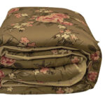 لحاف الوان صغير  ( 1 كيس خدديه هديه )